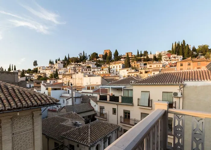Fantástico ático con terraza y vistas en el centro